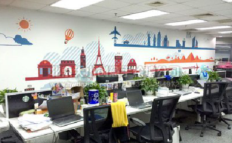 留坝教你设计办公室墙绘的方法。